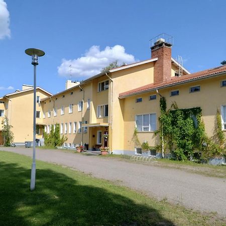 Hostel Vanha Koulu Monola Экстерьер фото